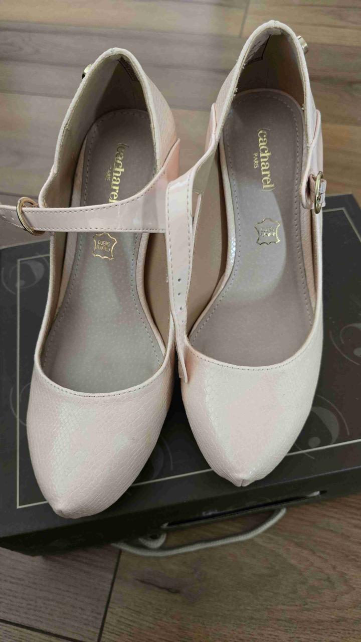 Zapatos de tacón nude - miniatura 2