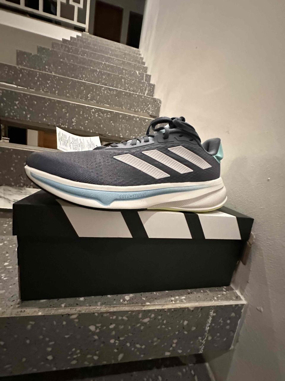 Zapatillas deportivas grises unisex