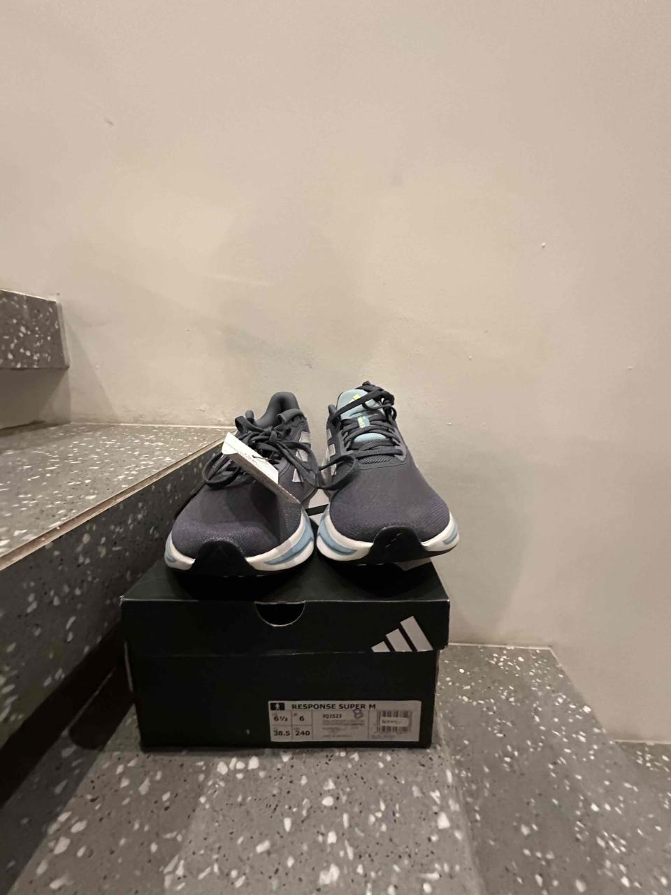 Zapatillas deportivas grises unisex - miniatura 2