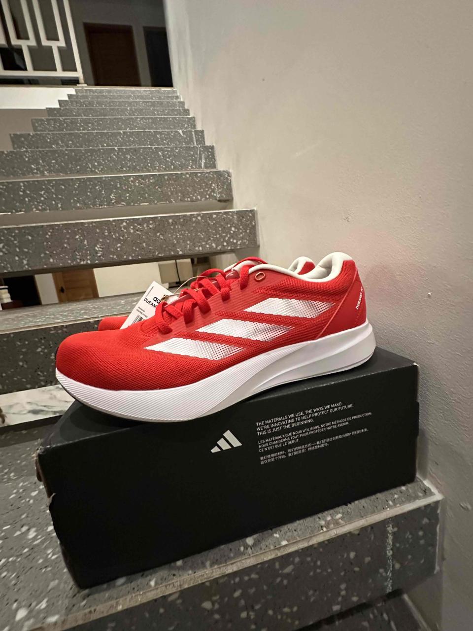 Zapatillas rojas deportivas