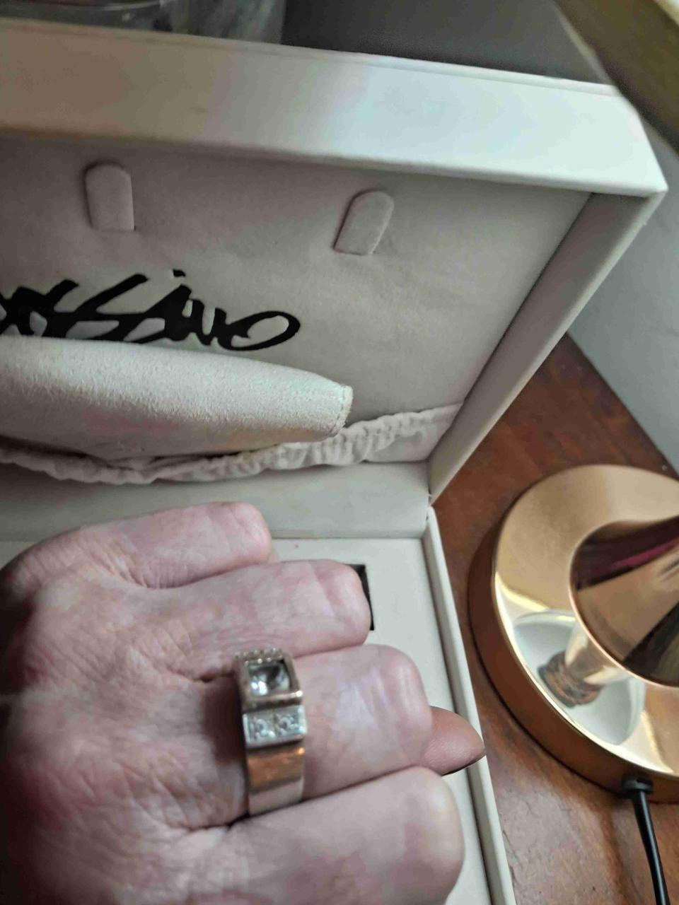 Anillo de plata con oro y circones. Talla 8 - miniatura 3