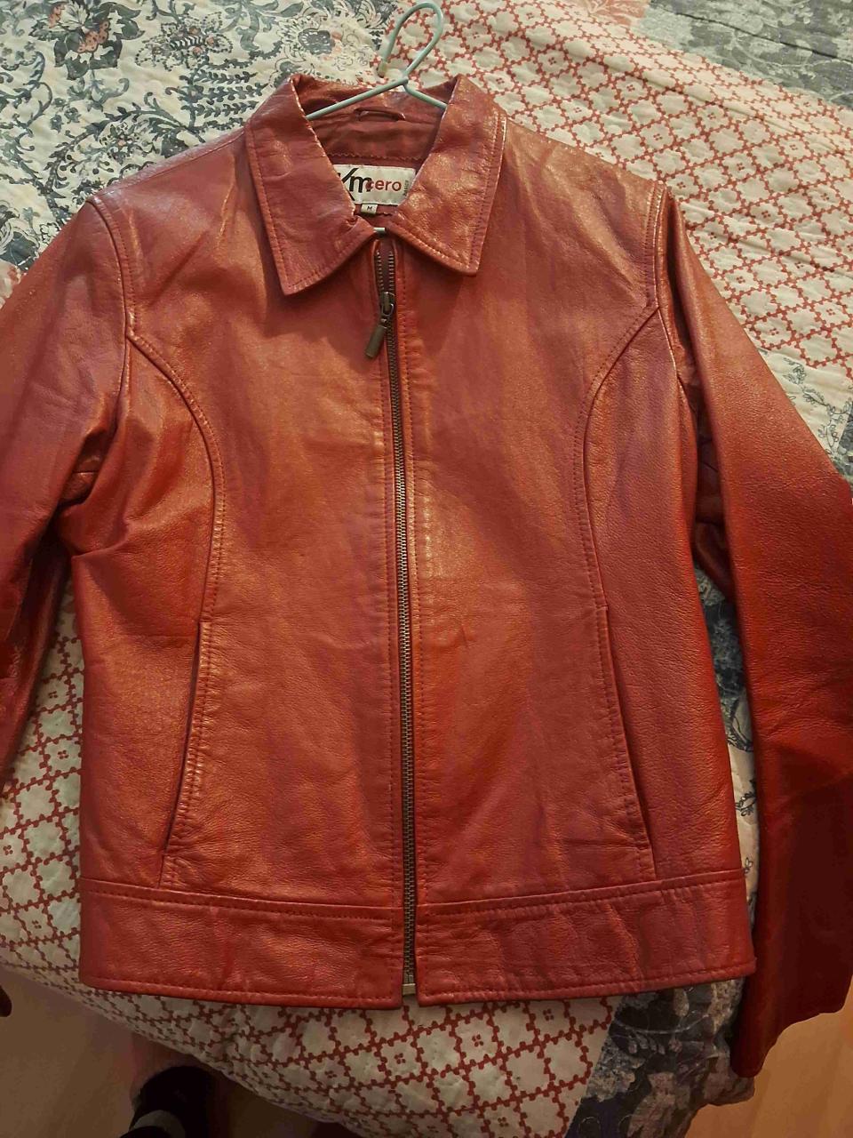Chaqueta de cuero roja - miniatura 3