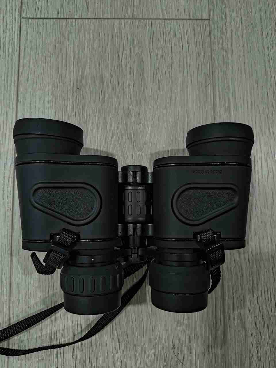 Binoculares Celestron compactos - miniatura 2