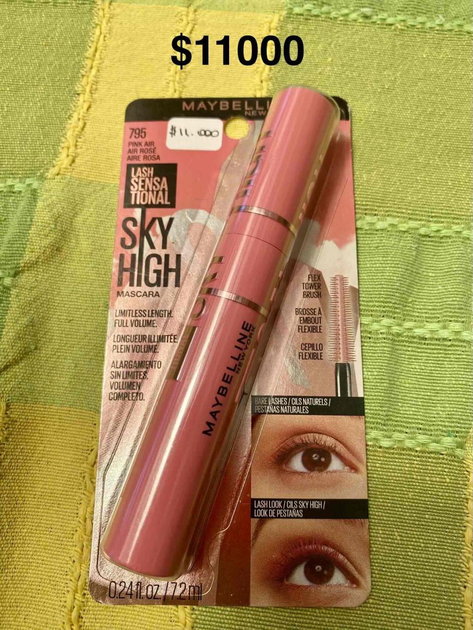 Máscara de pestañas Maybelline Sky High