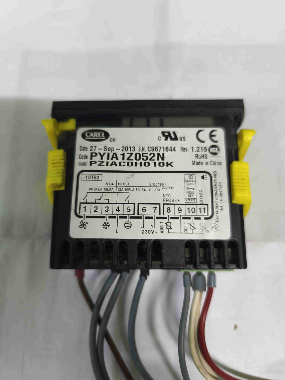 Controlador electrónico Carel
