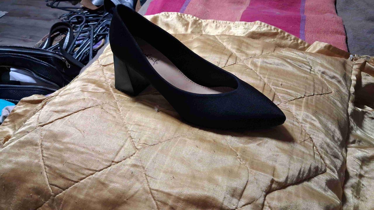 Zapato taco aguja negro casual - miniatura 5