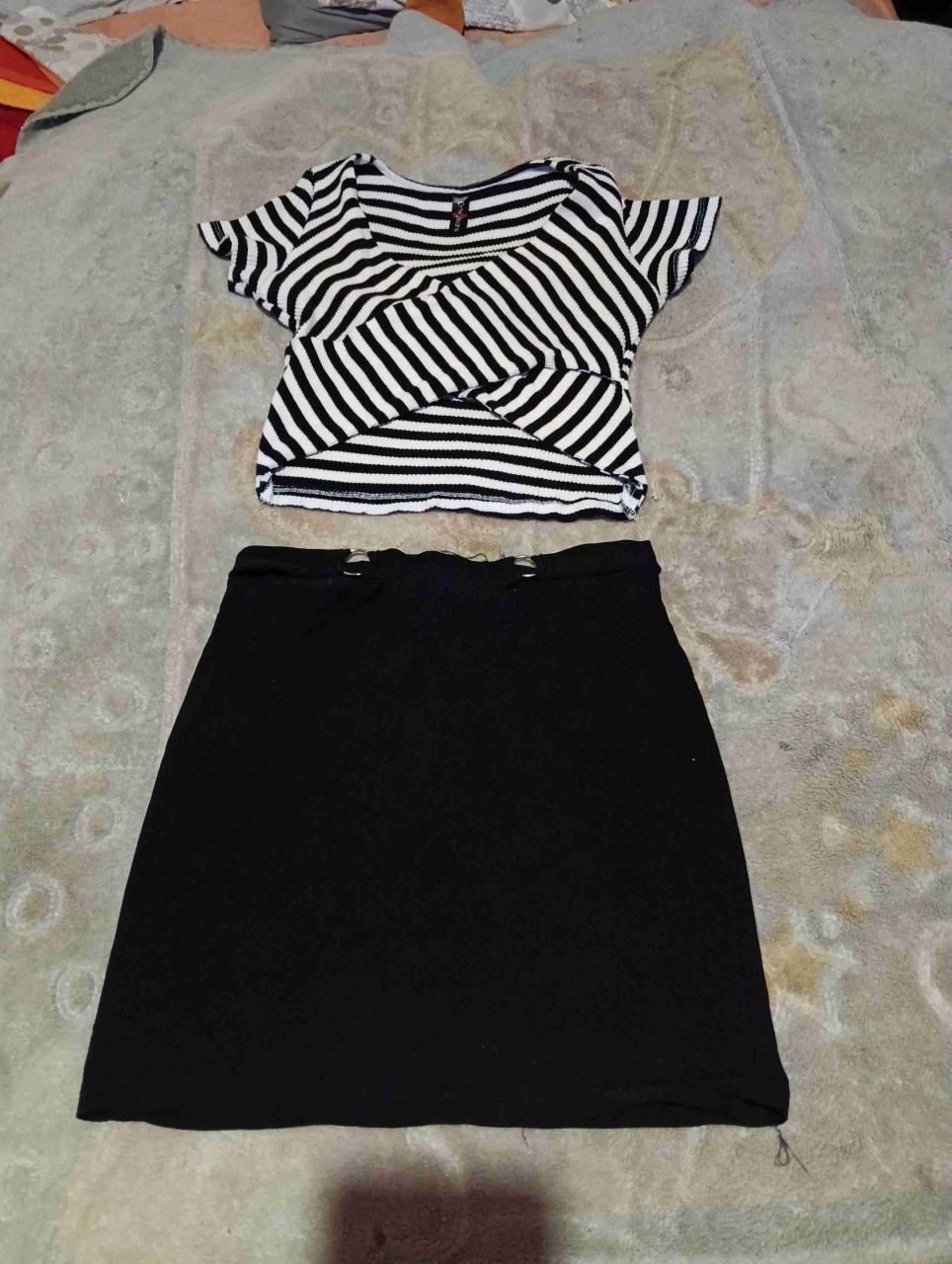 Conjunto top y falda negro - miniatura 5