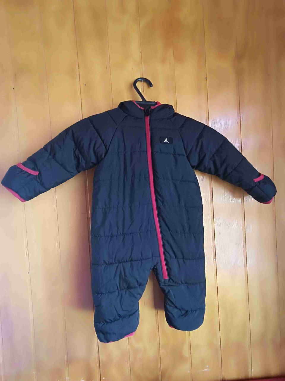 Enterito impermeable acolchado para bebé - miniatura 1