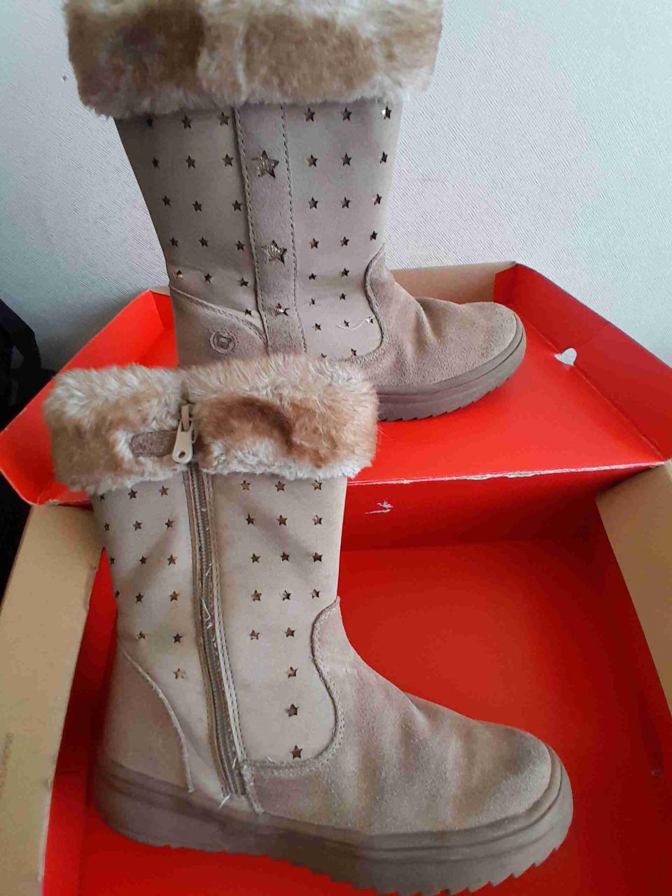 Botas beige con peluche - miniatura 3
