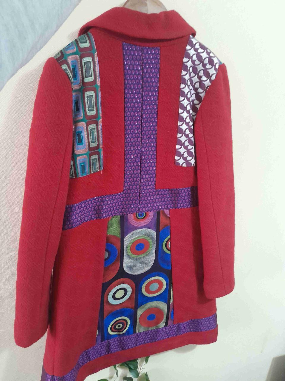 Abrigo rojo estampado Desigual - miniatura 2