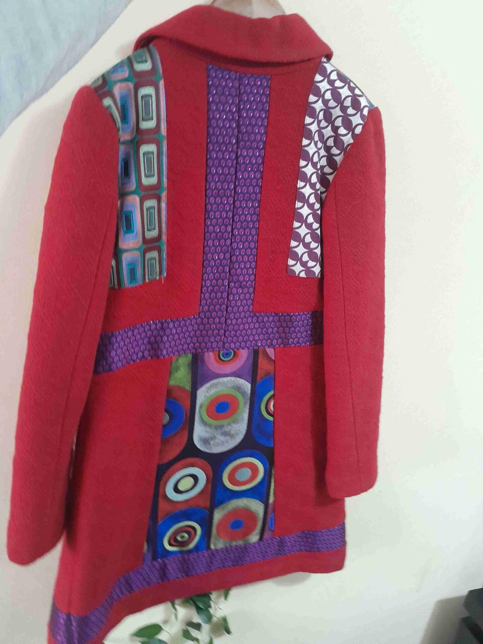 Abrigo rojo estampado Desigual - miniatura 3