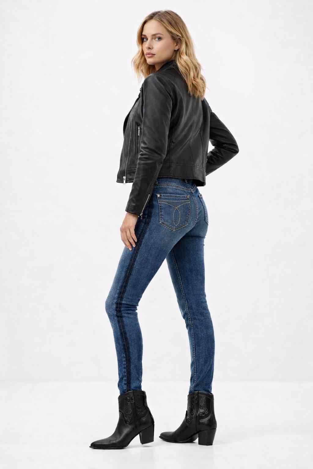 Jeans Calvin Klein franja oscura - miniatura 1