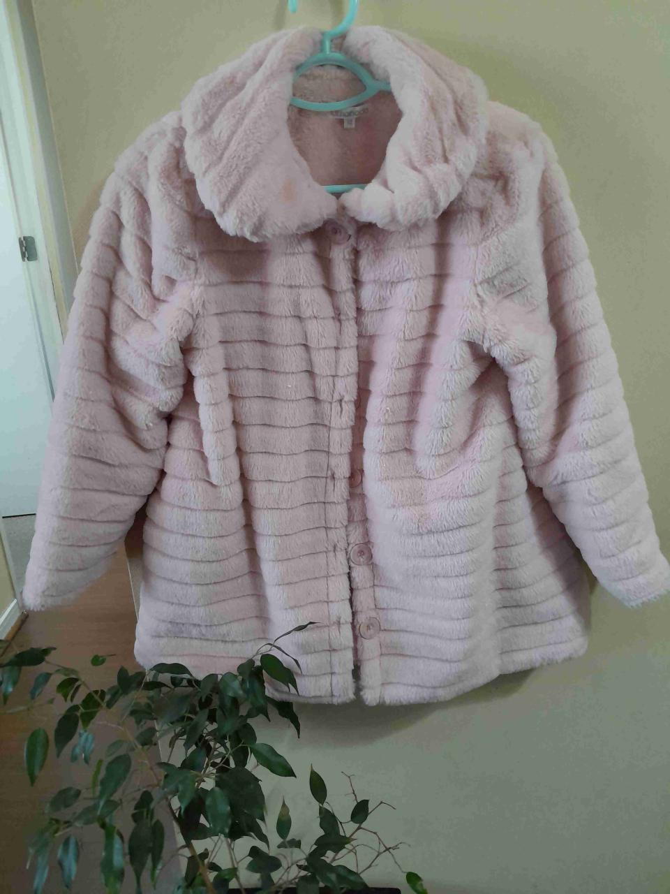 Abrigo de peluche rosado - miniatura 3