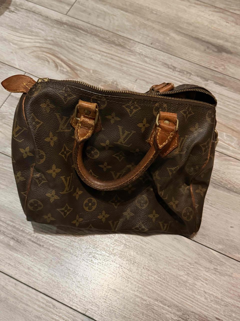 Bolso de mano marrón diseño clásico - miniatura 2