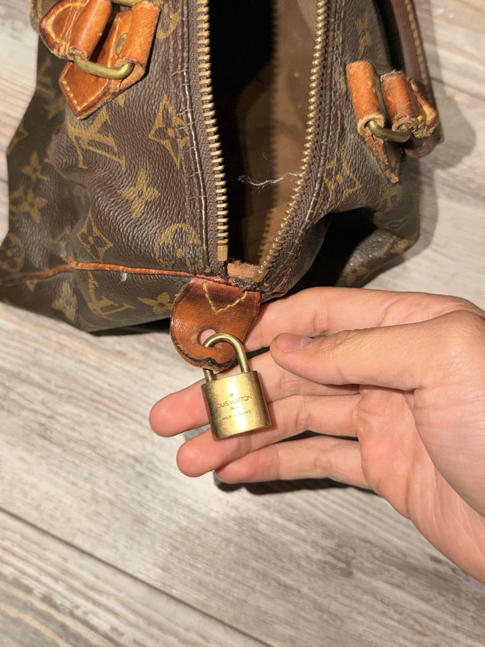 Bolso de mano marrón diseño clásico - miniatura 4