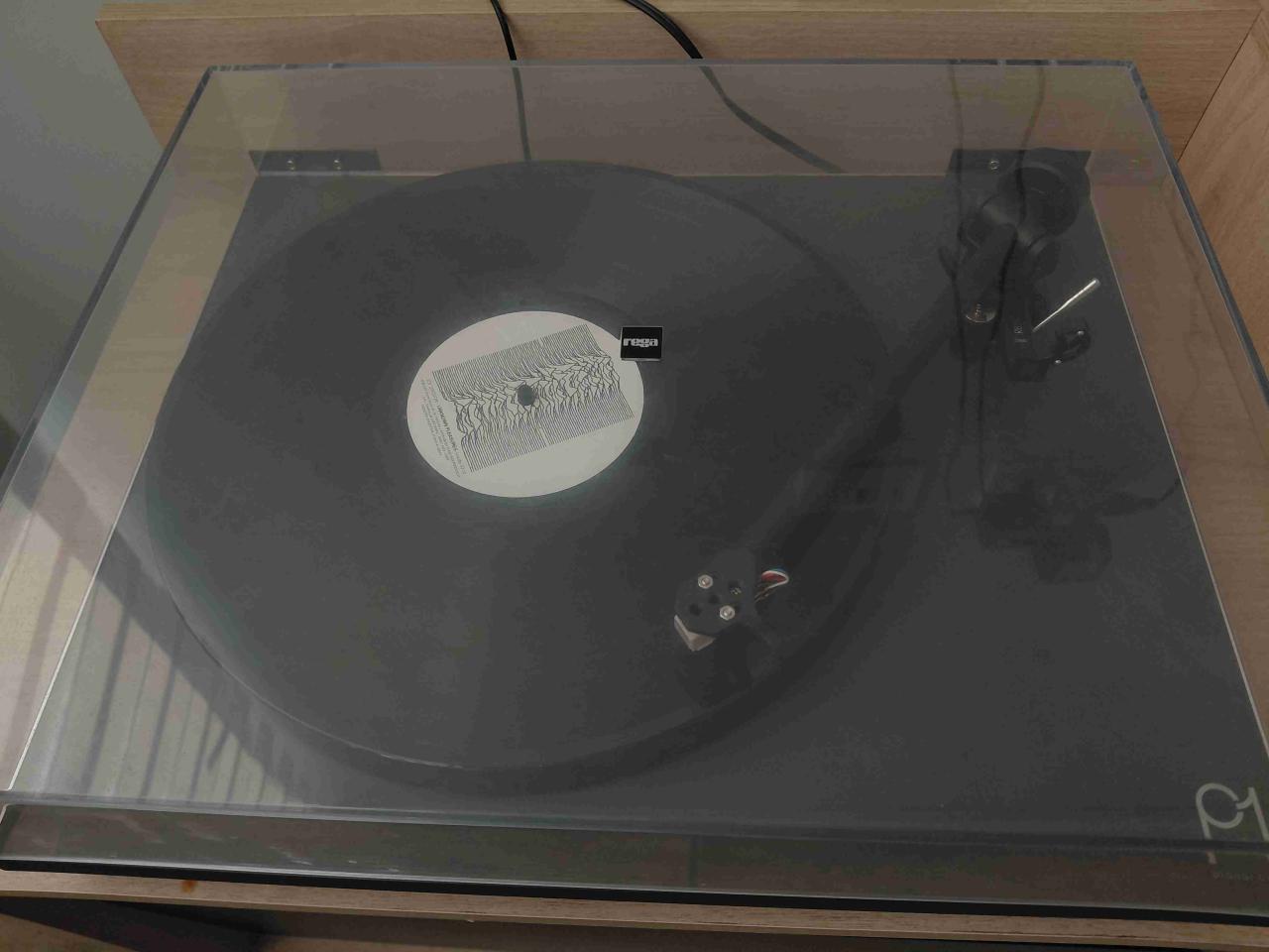 Toca discos + parlantes hi-fi + pre amplificador - miniatura 3