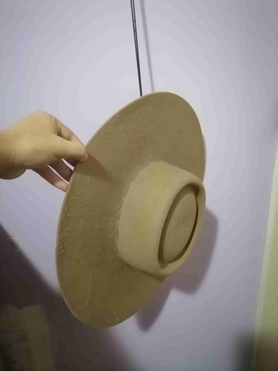 Sombrero de cueca de fieltro color beige - miniatura 2
