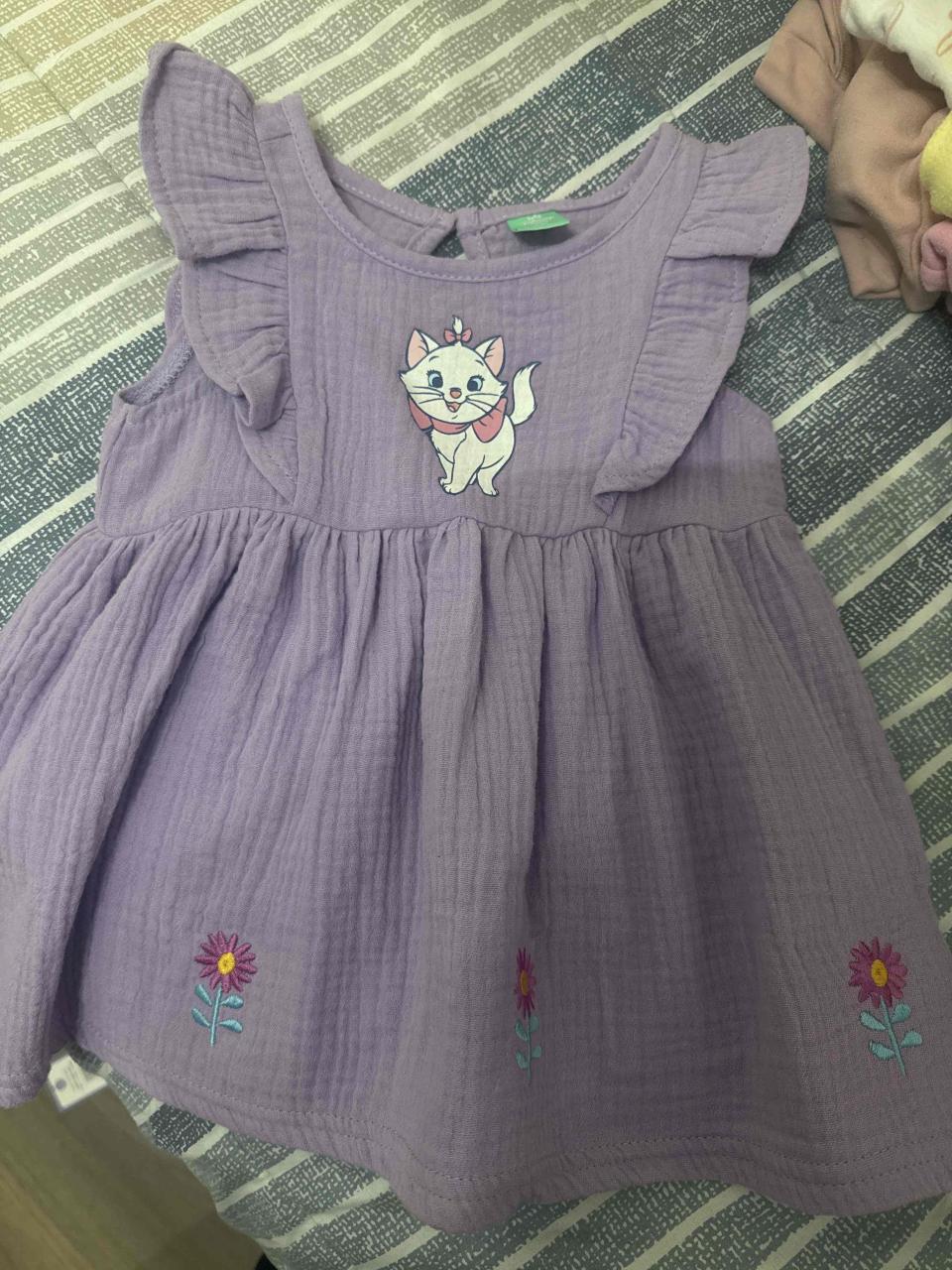 Vestido lila infantil con gatito