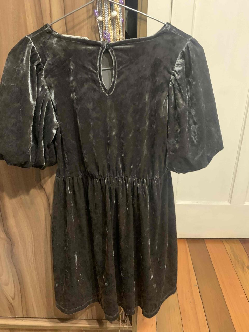 Vestido niña de terciopelo gris - miniatura 2