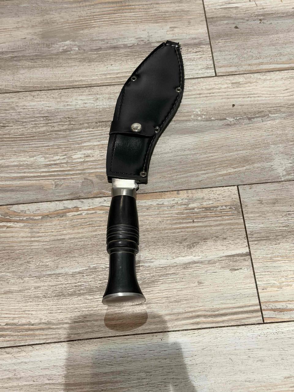 Cuchillo Kukri Estilo Gurkha con Vaina de Cuero - miniatura 1