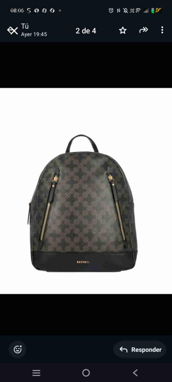 Mochila negra con patrón cocodrilo - miniatura 2