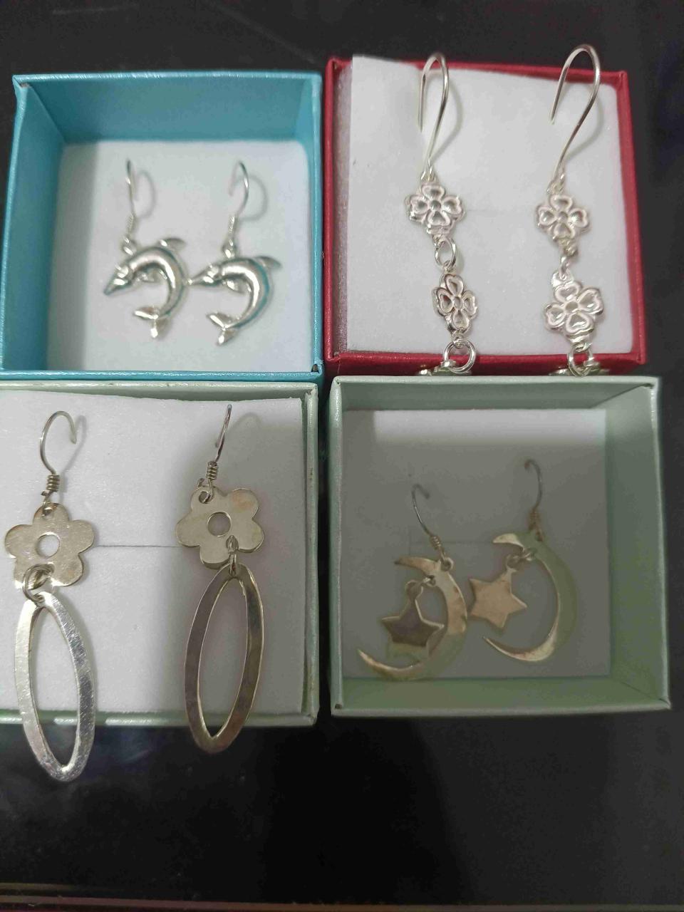 Set de aros de plata variados