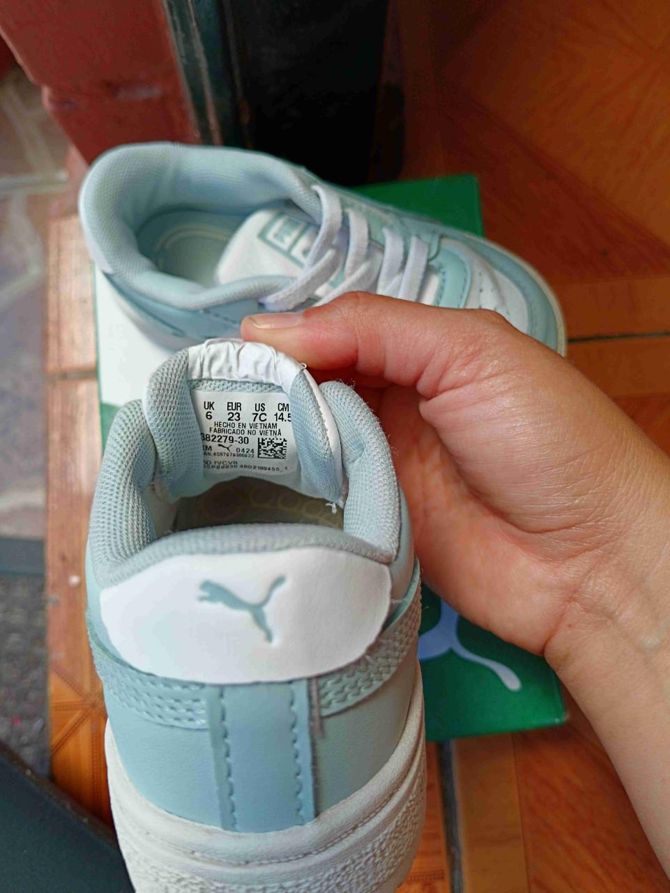 Zapatillas infantiles Puma blancas - miniatura 4