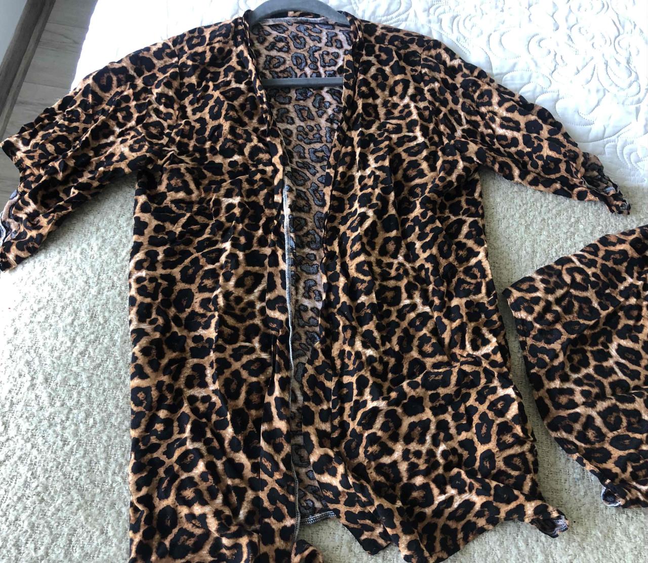 Conjunto estampado animal print - miniatura 3
