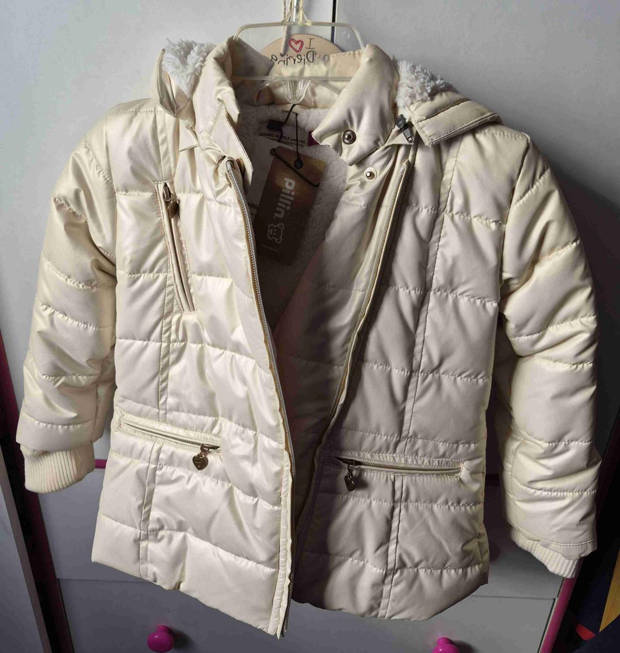 Parka acolchada beige nueva talla 3