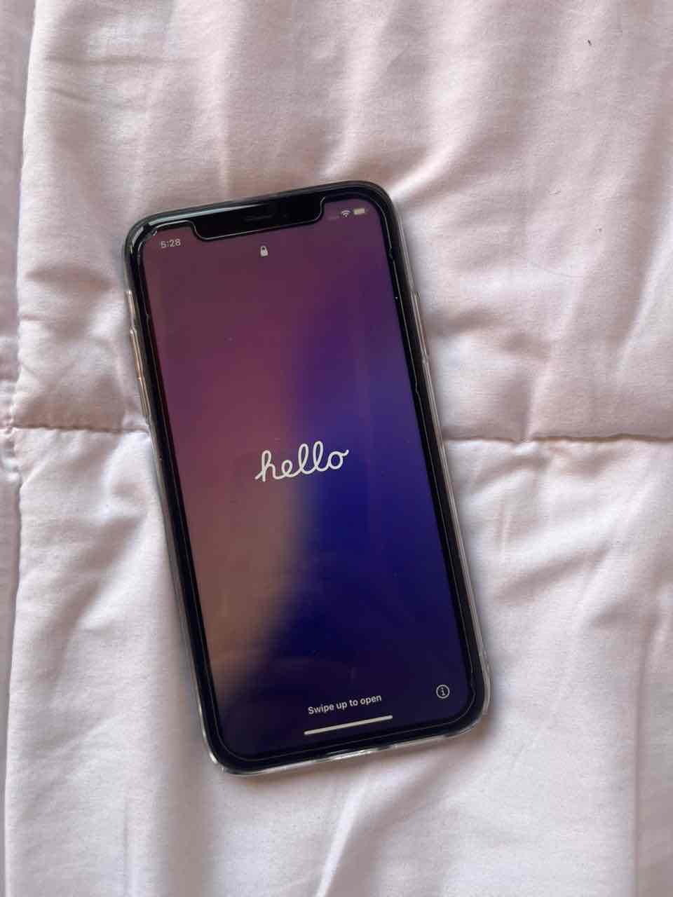 Iphone 11 en buen estado - miniatura 1