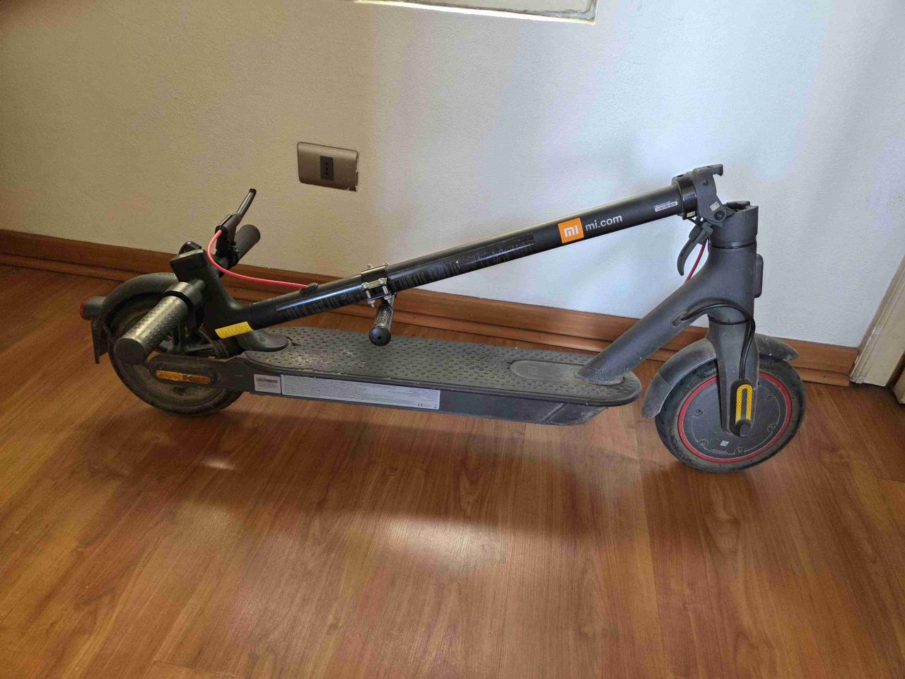 Scooter eléctrico Xiaomi Pro 2 - miniatura 2