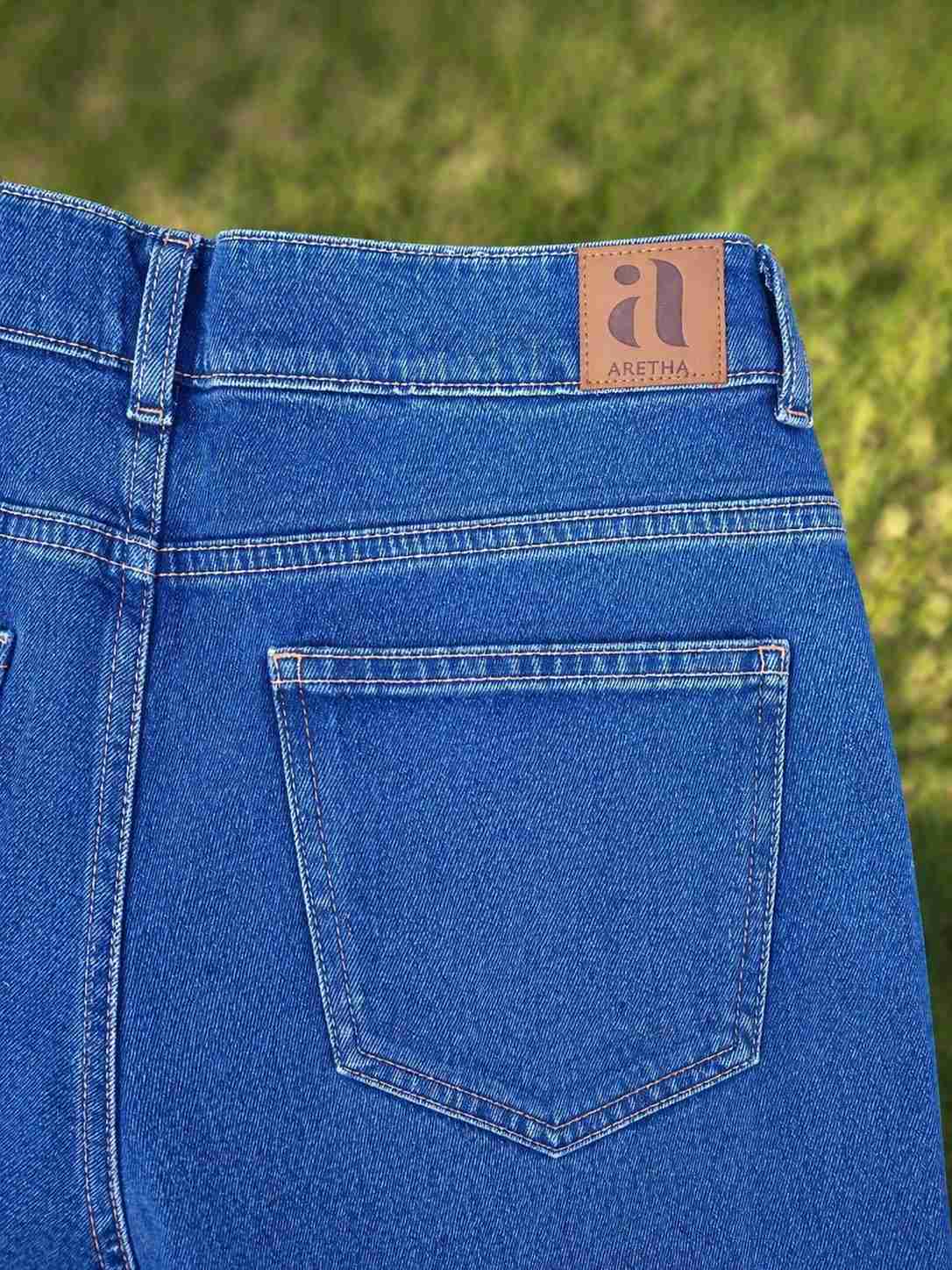 Jeans azules acampanados - miniatura 5