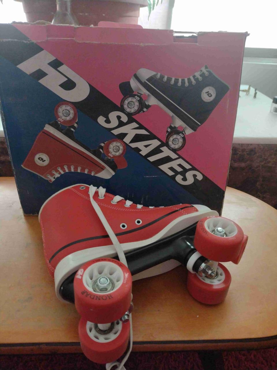 Patines retro rojos - miniatura 1