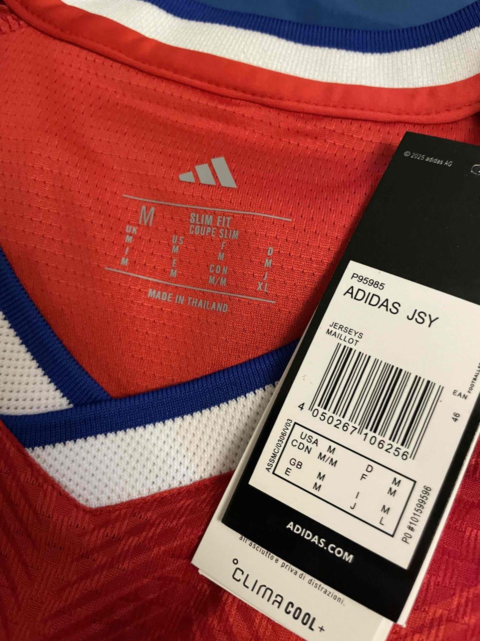Camiseta roja selección chilena 2026 - miniatura 3