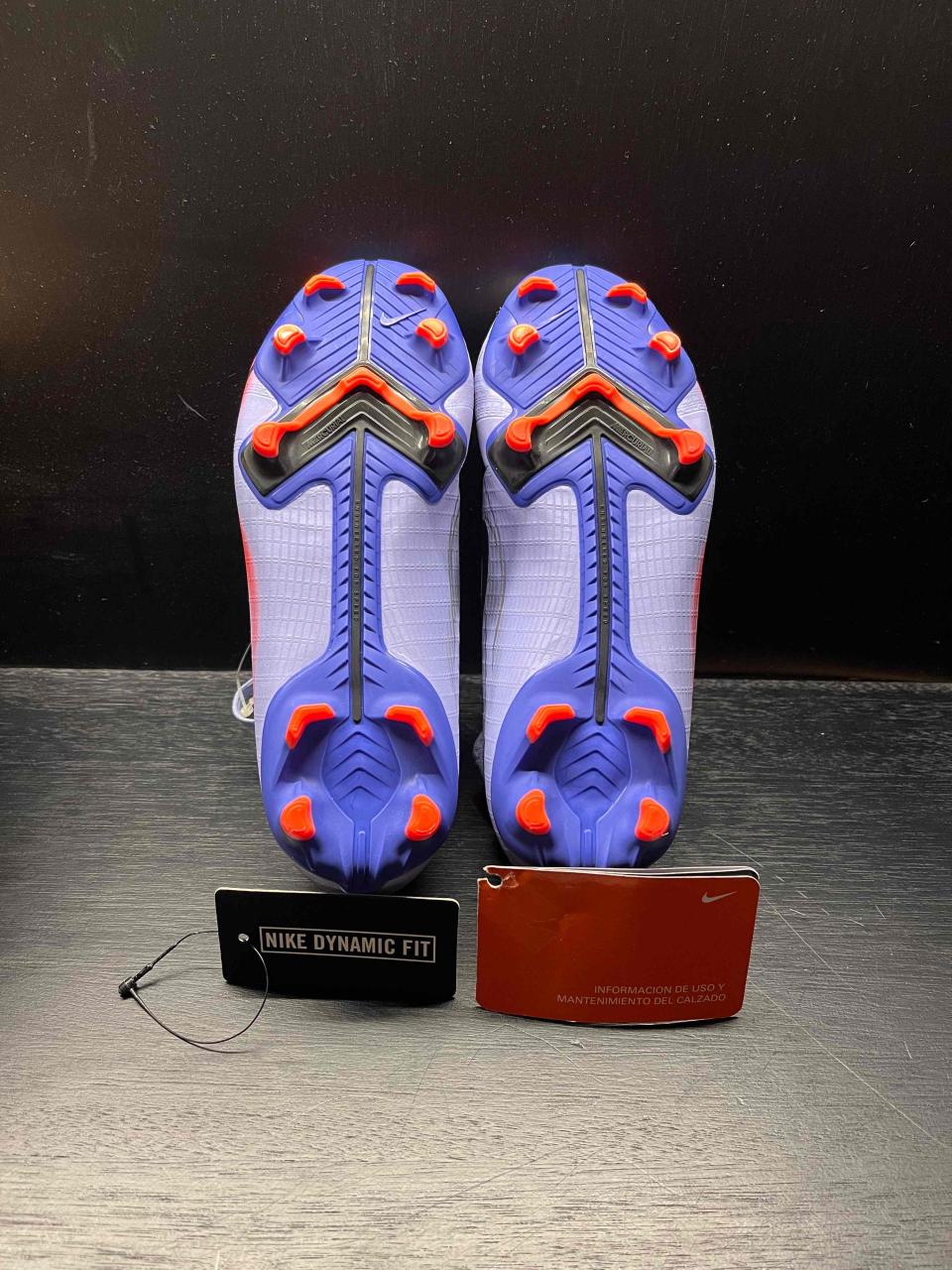 Botines Nike Dynamic Fit nuevos - miniatura 2