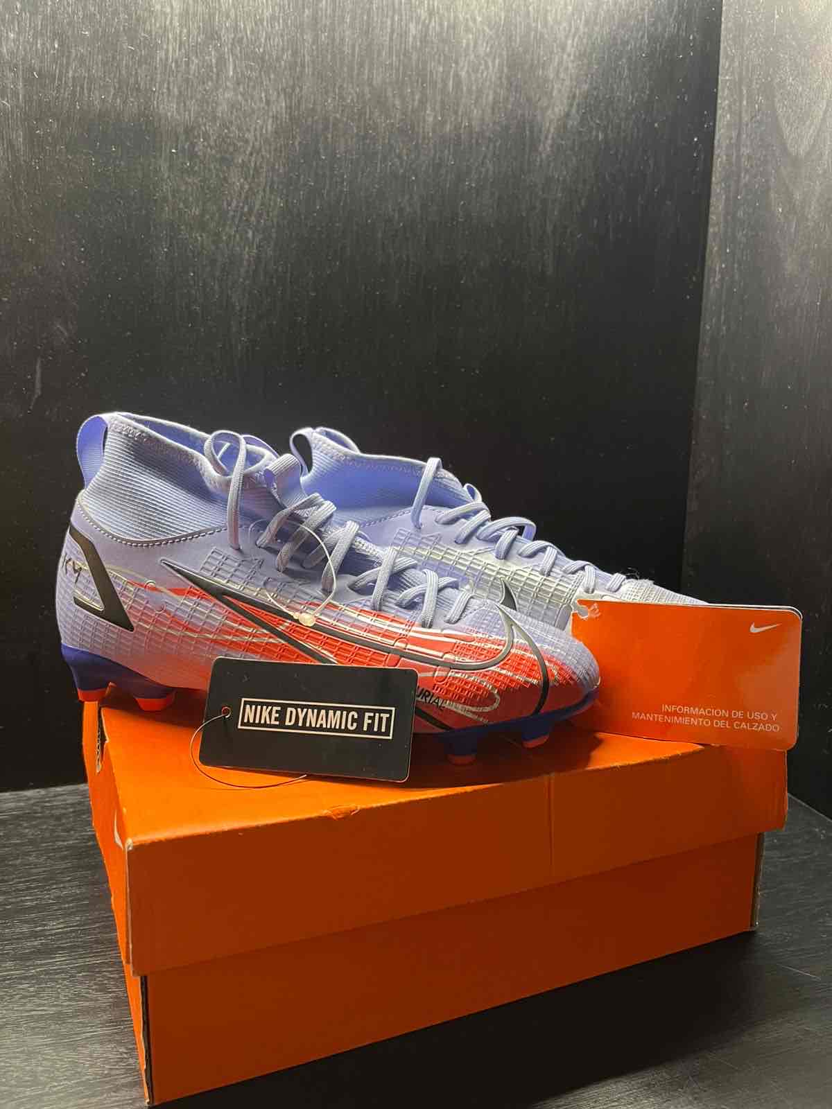 Botines Nike Dynamic Fit nuevos - miniatura 3