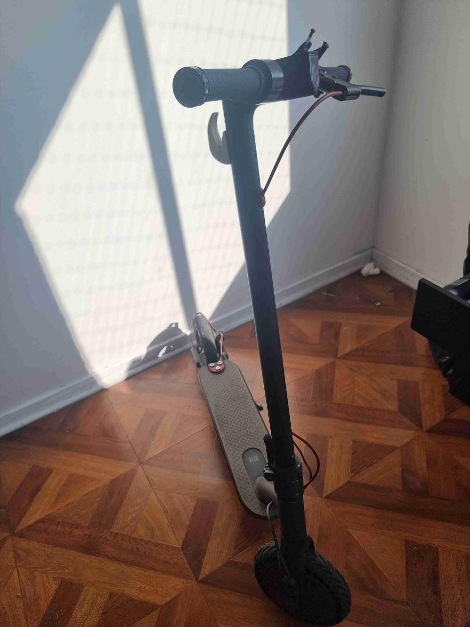 Scooter xiaomi m365 (leer descripcion) - miniatura 4