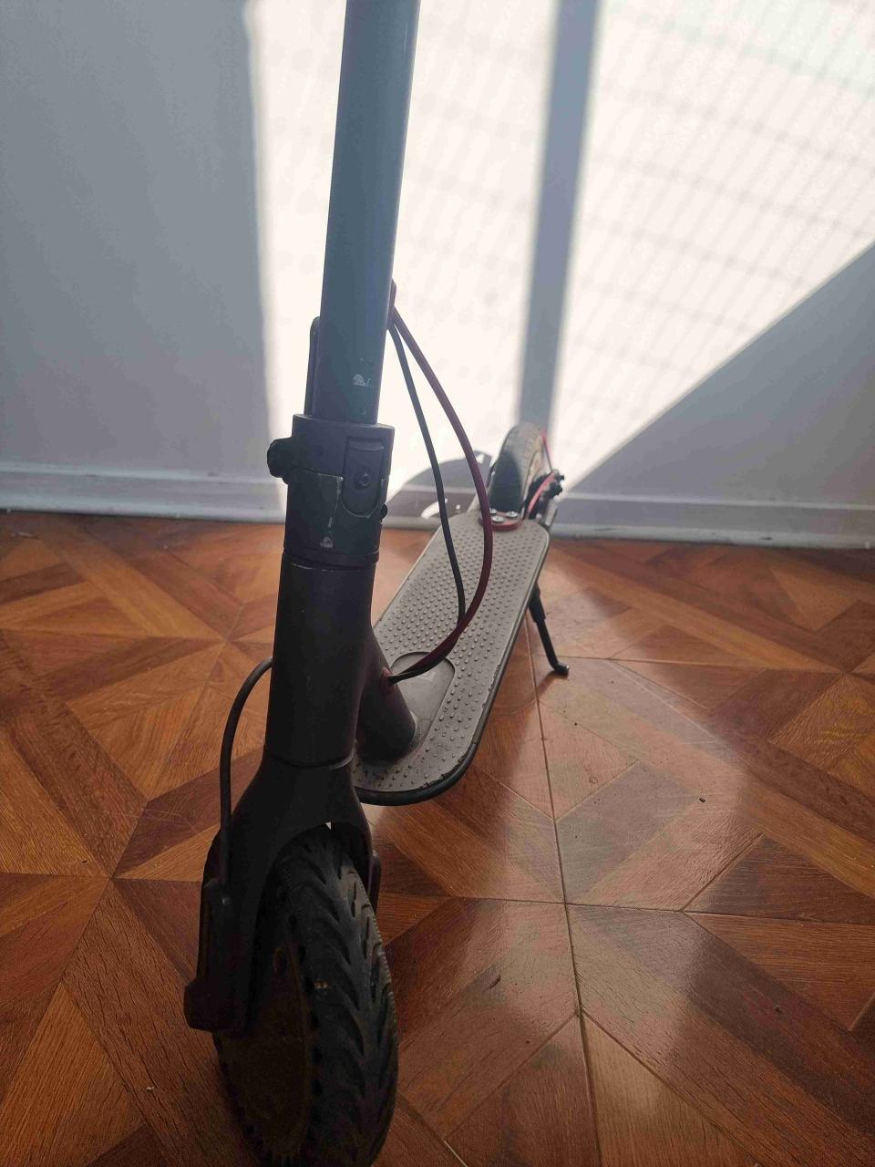 Scooter xiaomi m365 (leer descripcion) - miniatura 5