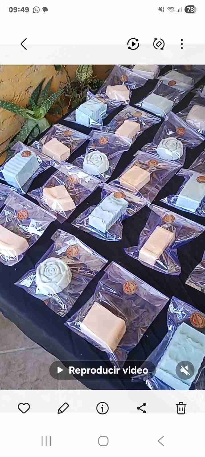 Jabones artesanales variados - miniatura 2