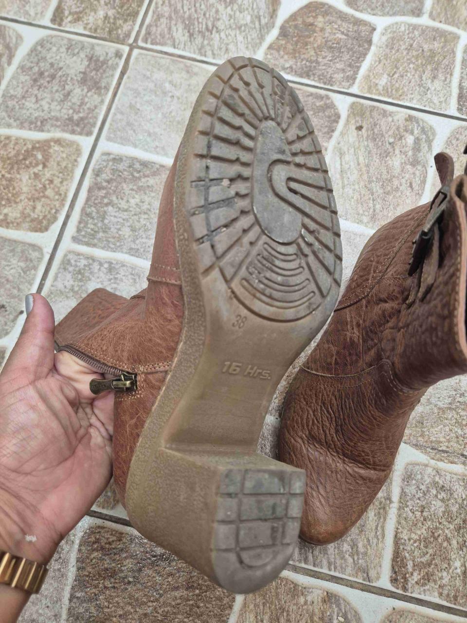 Botines 16 horas marrones con hebillas - miniatura 2