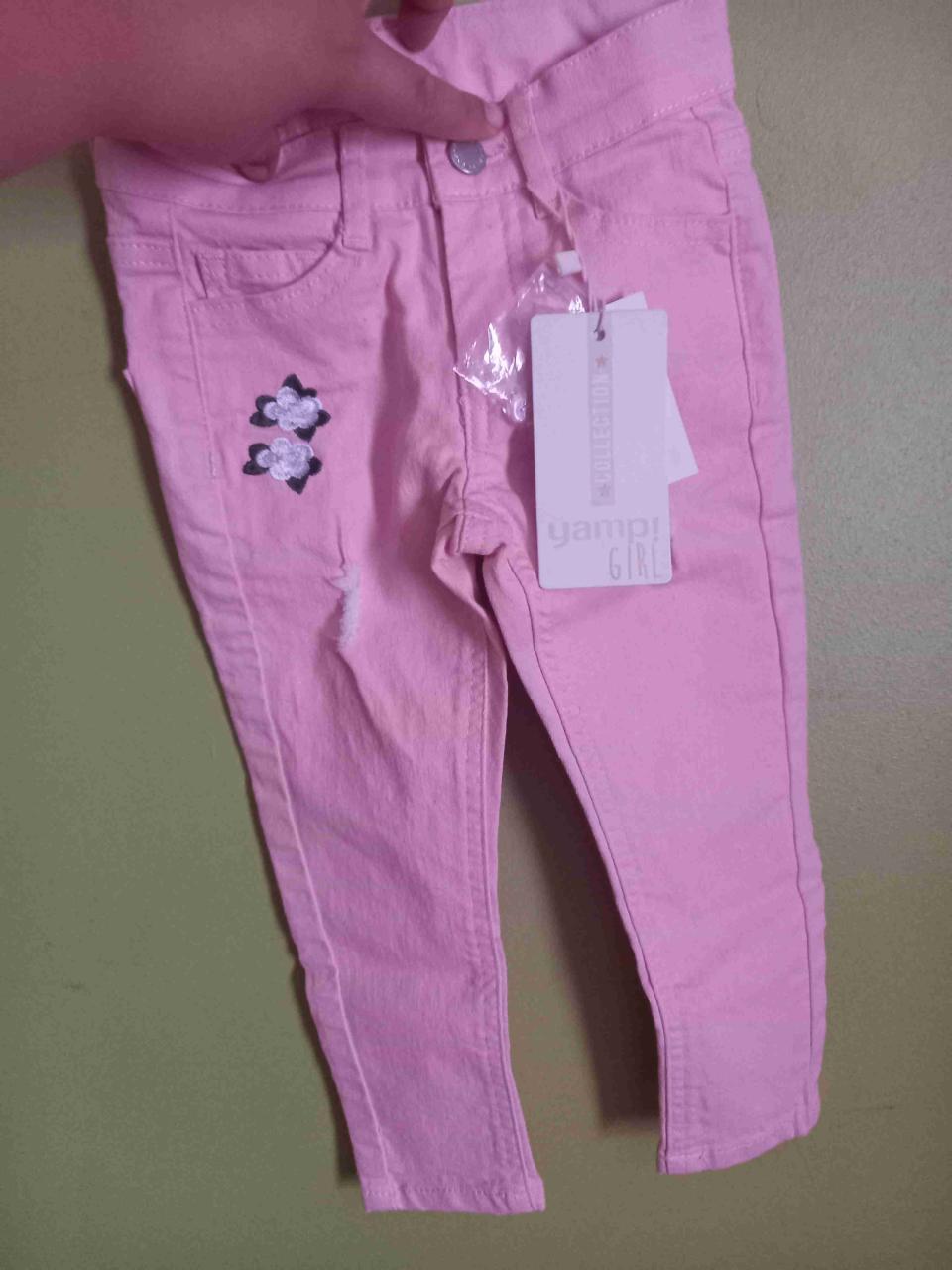 Pantalones rosas para niña - miniatura 3