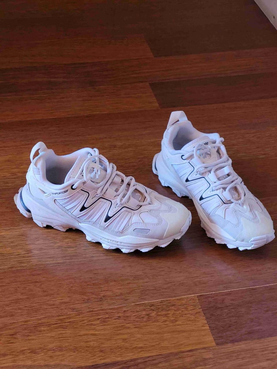 Adidas Hyperturf Mujer 40 US9 Casi Nuevas - miniatura 2