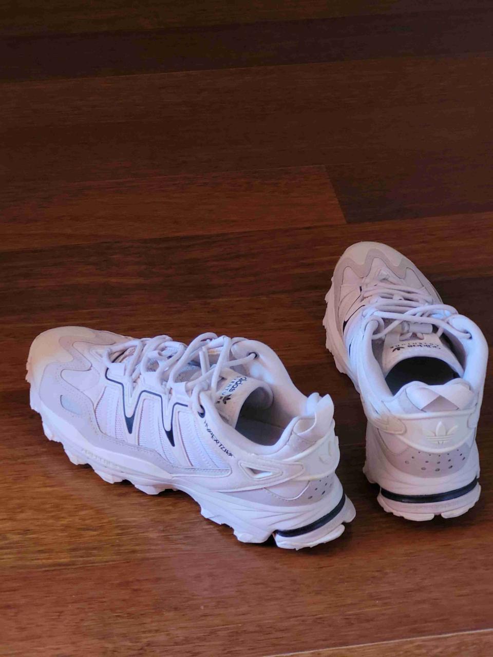 Adidas Hyperturf Mujer 40 US9 Casi Nuevas - miniatura 3