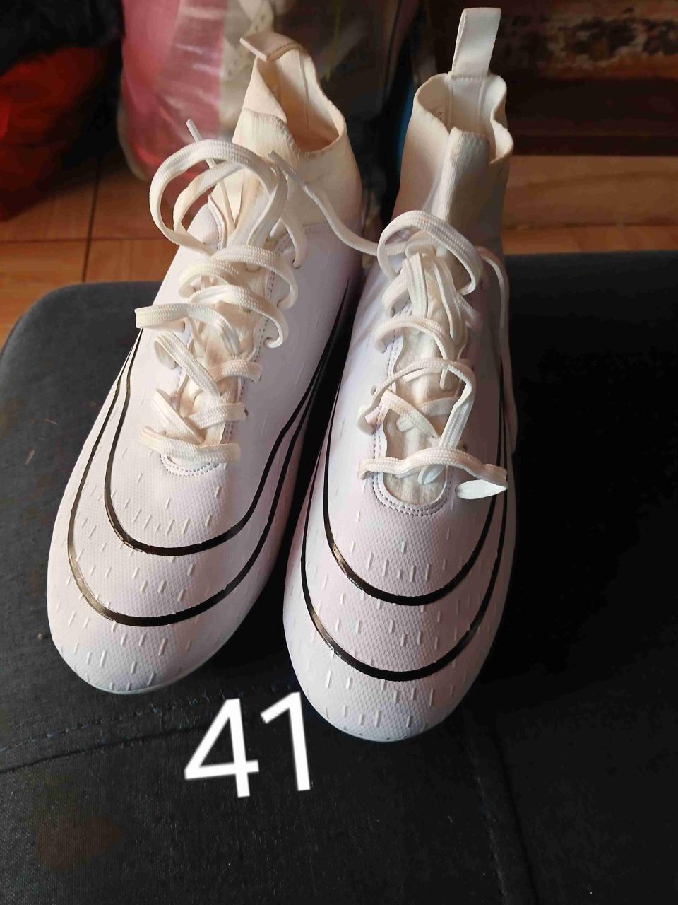 Botines deportivos talla 38,39,41,42 - miniatura 3