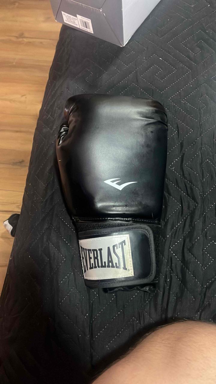 Guantes de boxeo Everlast negros 16oz - miniatura 2