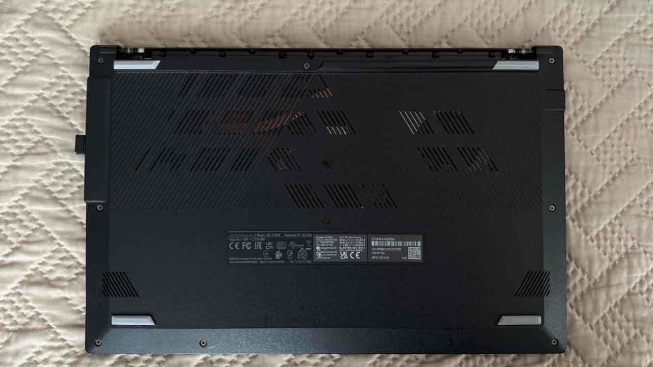 Portátil ASUS Vivobook negro GO 15 - miniatura 2