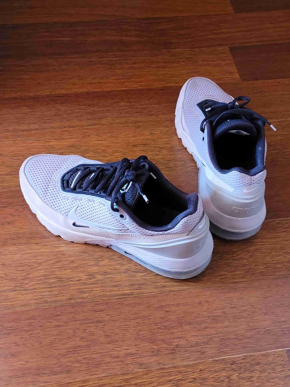 Nike Air Max Pulse Hombre 42 US9 Muy Buen Estado - miniatura 4
