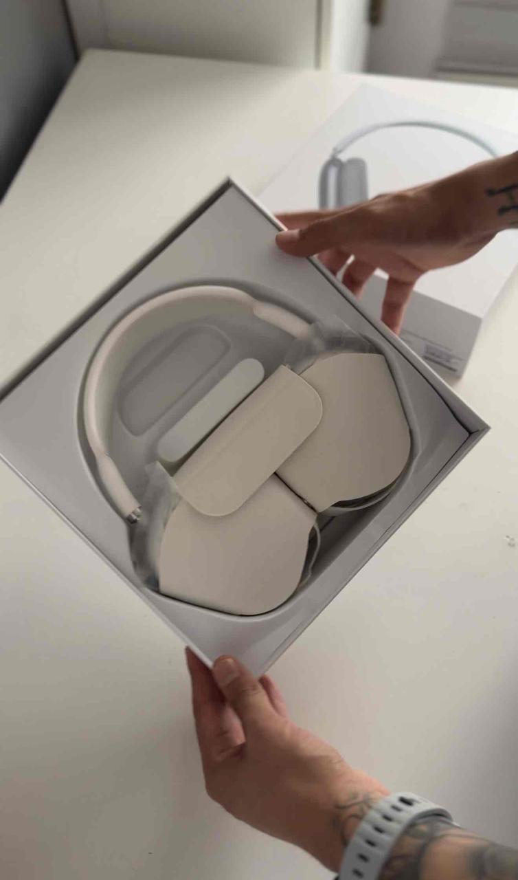 Audífonos blancos con cancelación de ruido🍎