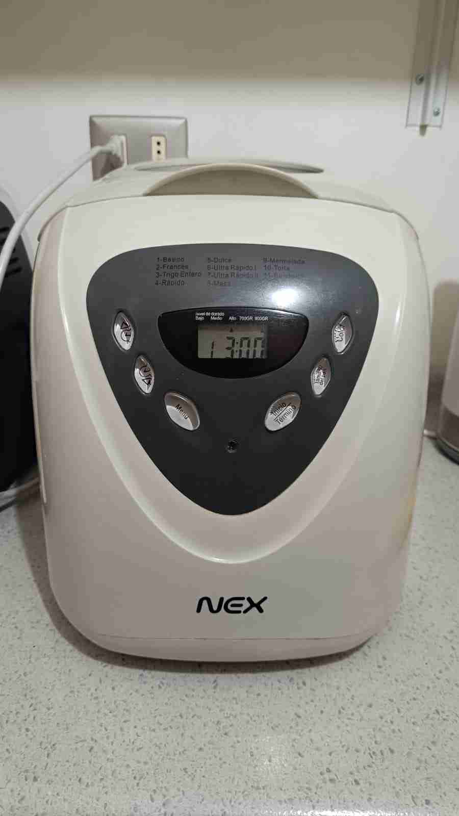 Máquina de pan Nex usada - miniatura 1