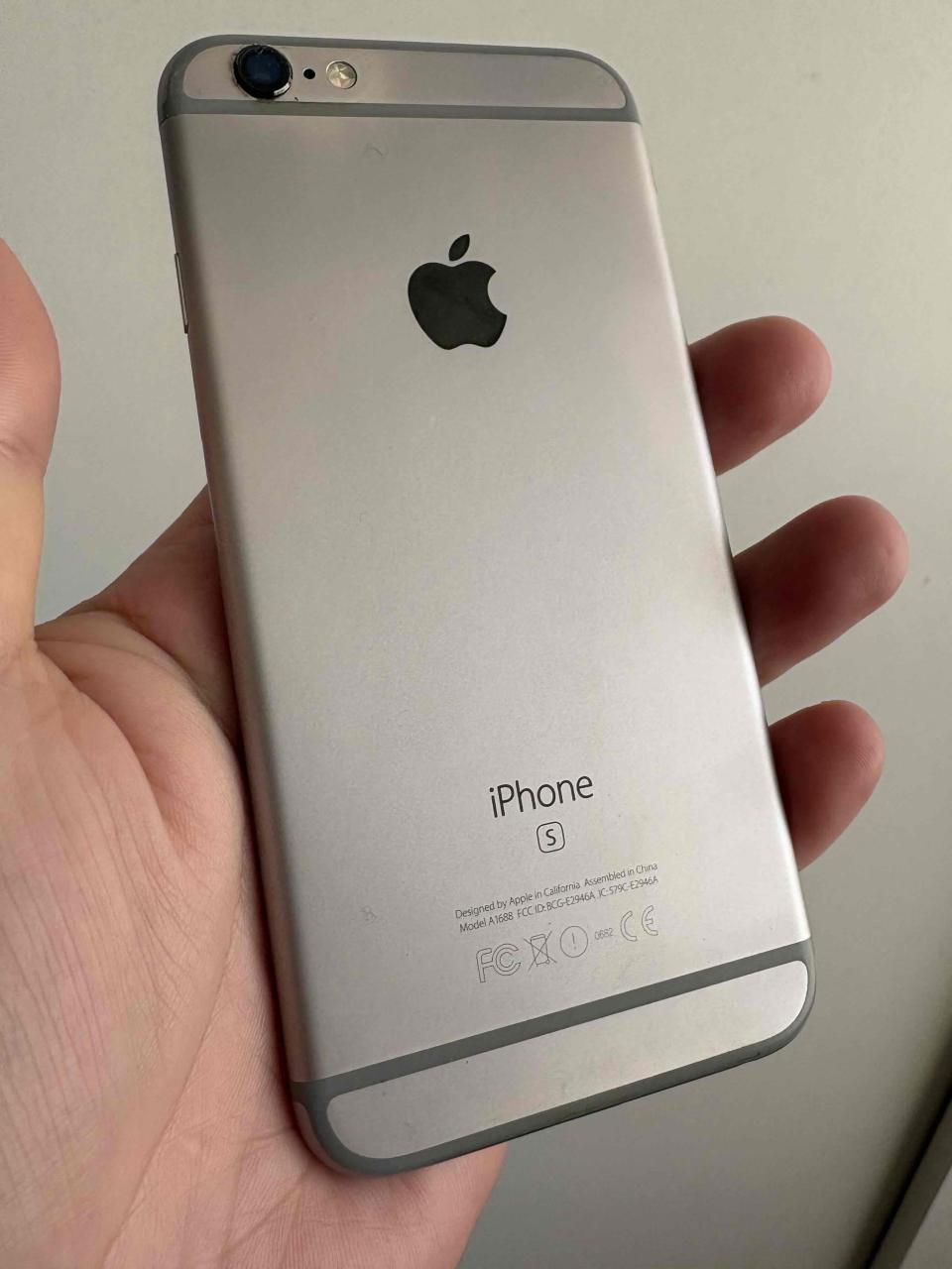 iPhone 6s 32GB – Excelente estado - miniatura 2